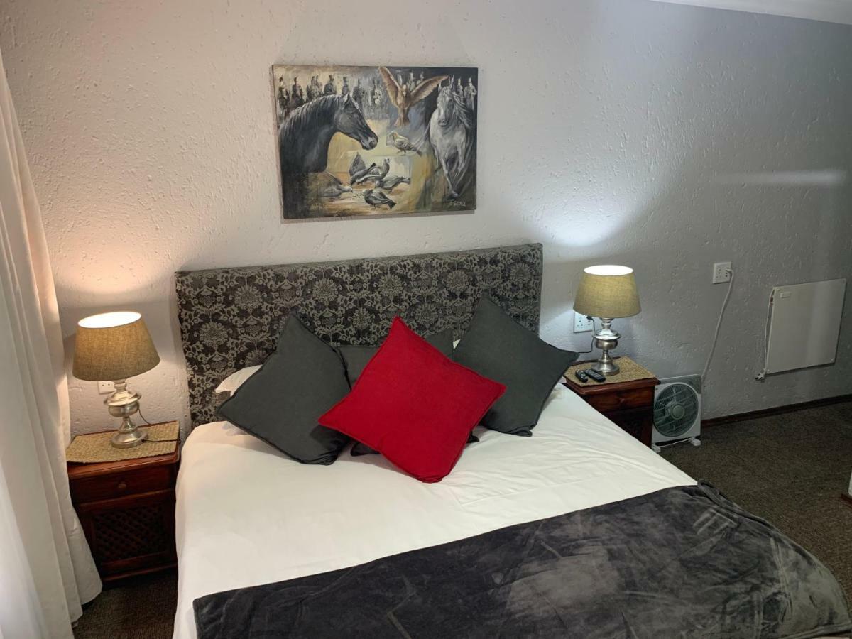 Rabbit Hole Hotel Йоханесбург Екстериор снимка